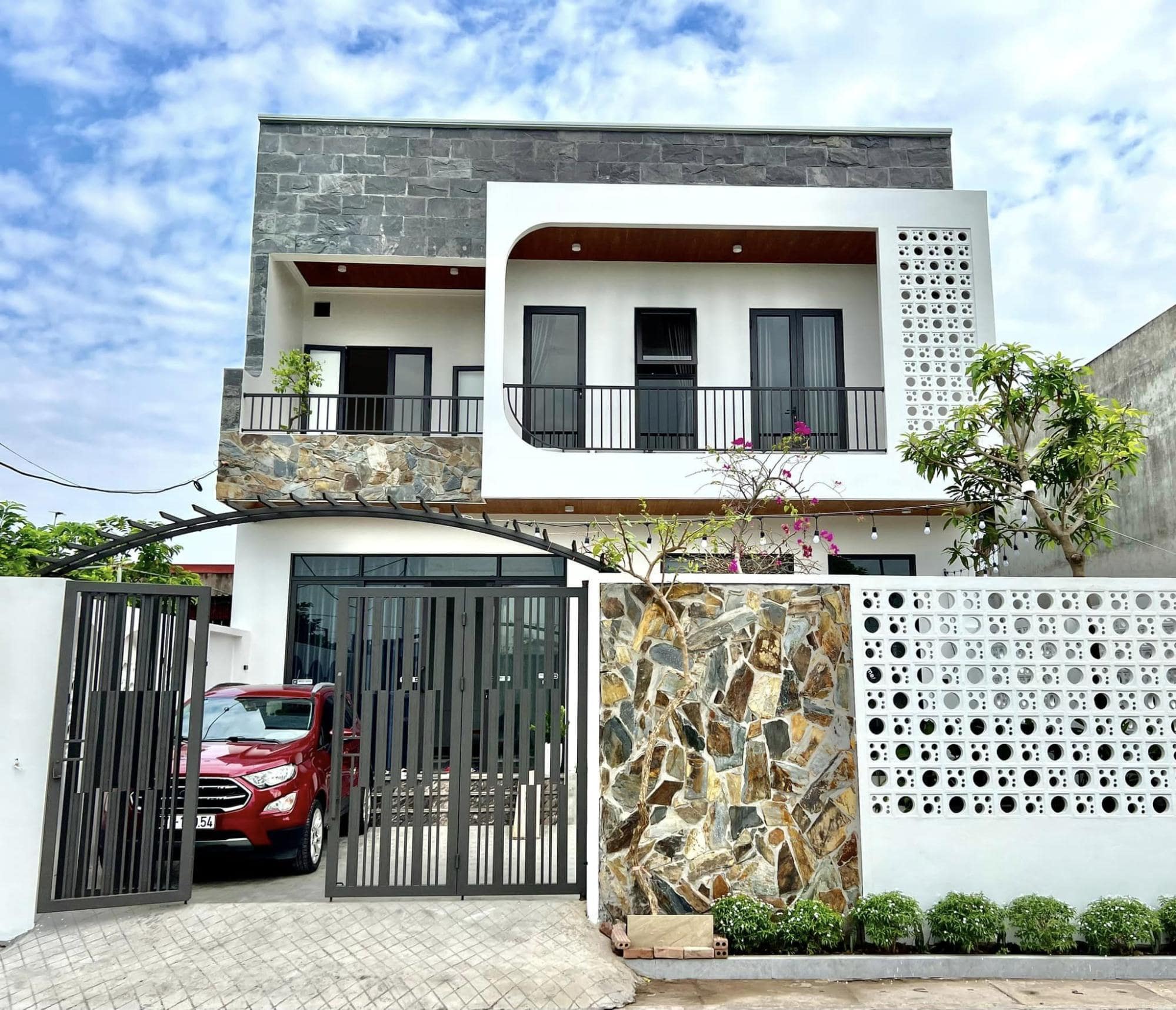 xây nhà 2 tầng 60m2 hết bao nhiêu tiền