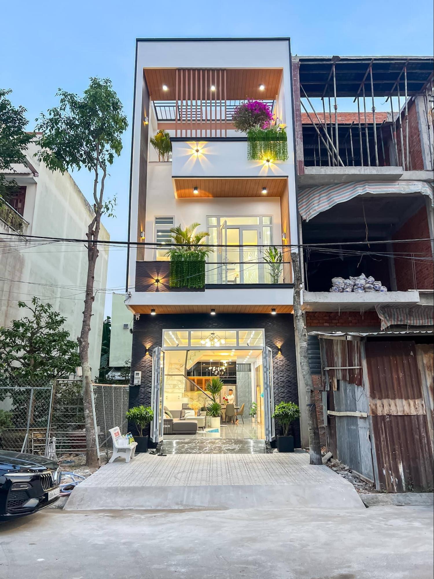 xây nhà 3 tầng 100m2 hết bao nhiêu tiền