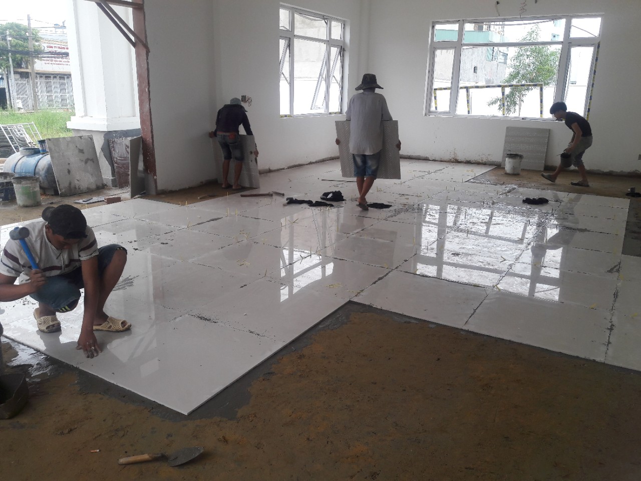 thi công ốp lát gạch